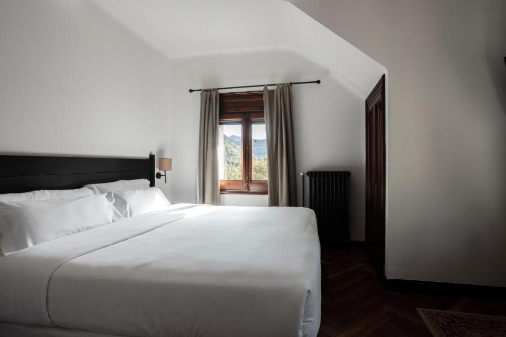 Angelats Hotel - A Signature Boutique Hotel & Restaurant ريب دي فريزر المظهر الخارجي الصورة