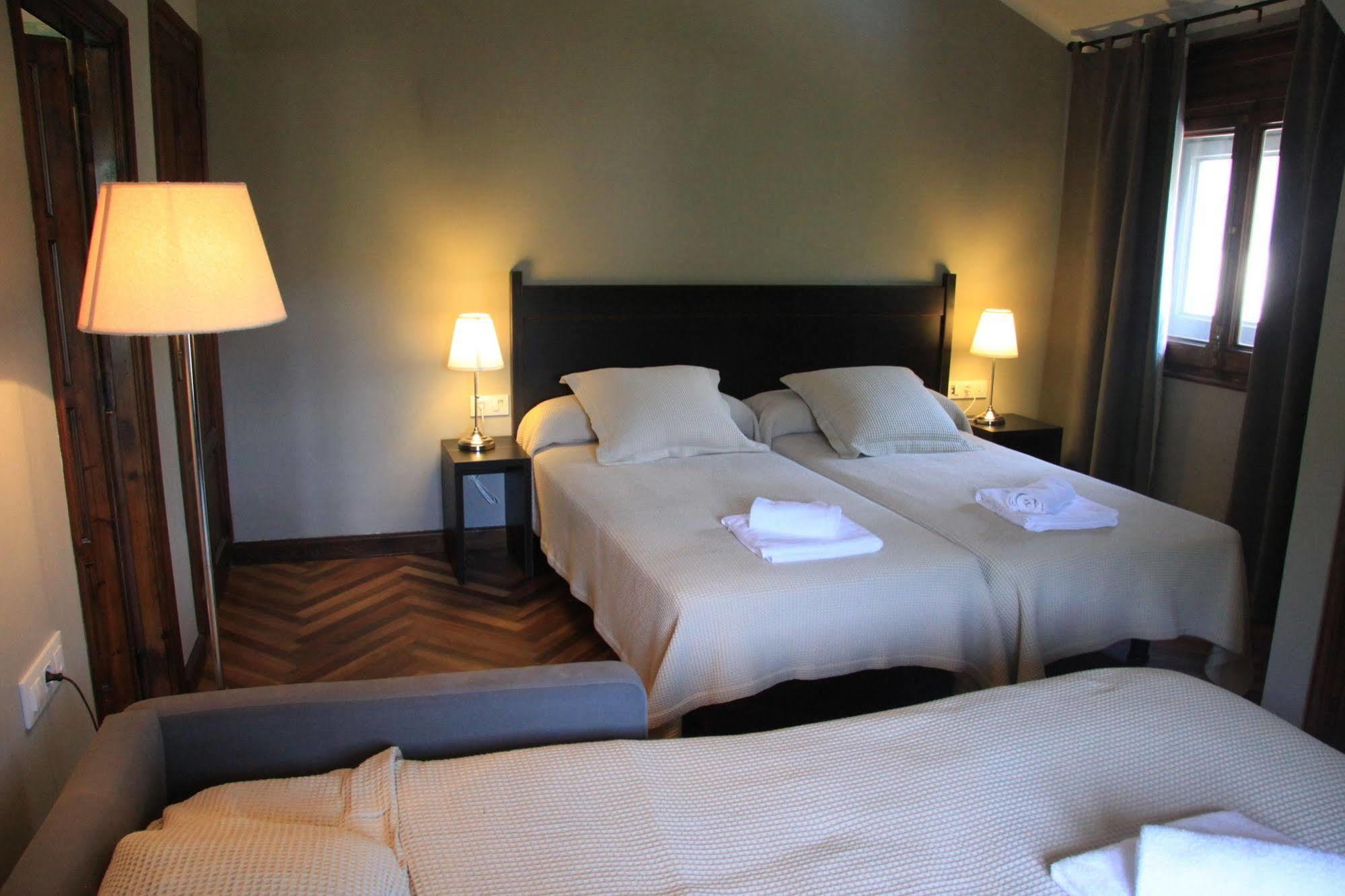Angelats Hotel - A Signature Boutique Hotel & Restaurant ريب دي فريزر المظهر الخارجي الصورة